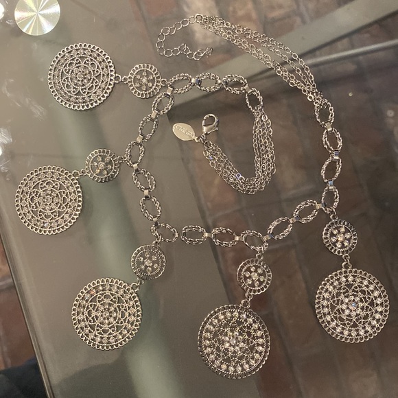 WHBM - silver tone bib necklace w 5 large & small rhinestone discs, multi chains - Picture 9 of 16